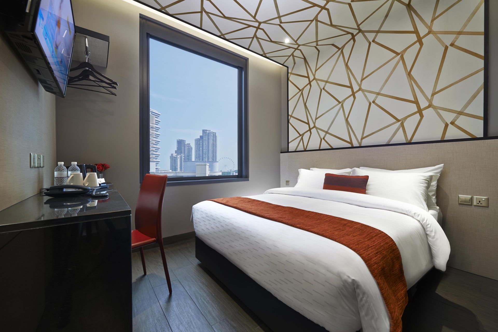 3D/2N City & Sentosa Package - Hotel Boss / V Hotel Lavender